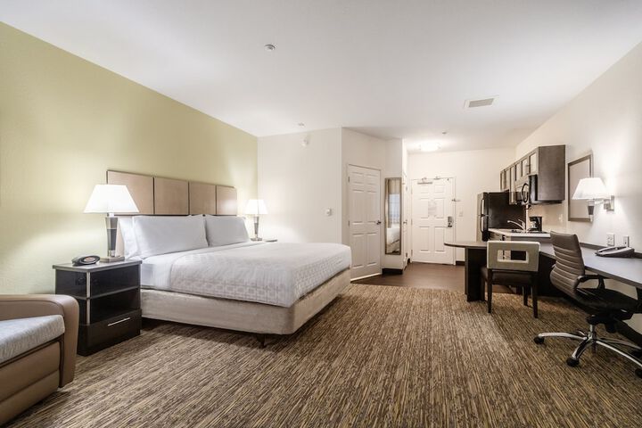 Room 34 of 65