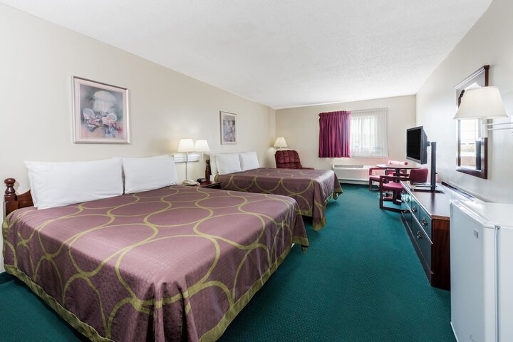 Room 7 of 14