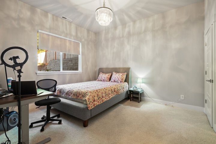 Cozy 1br Retreat in Sammamish 1 Bedroom Apts