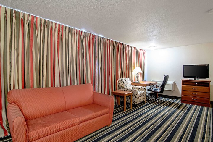 Room 23 of 30