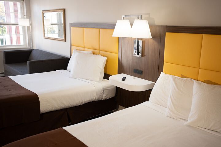 Room 44 of 83