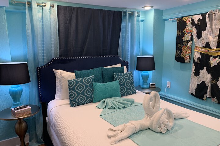 Peace & Plenty Inn Bed & Breakfast