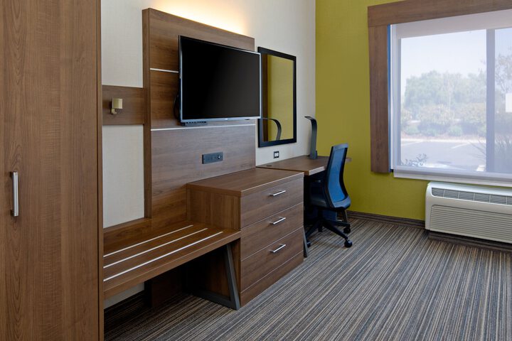Holiday Inn Express Hotel & Suites Atascadero by IHG