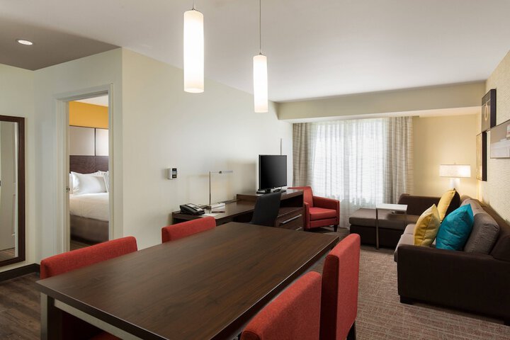 Room 17 of 25