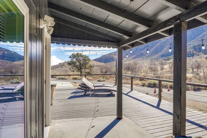 Private Deck & Views: Frazier Mountain Cabin