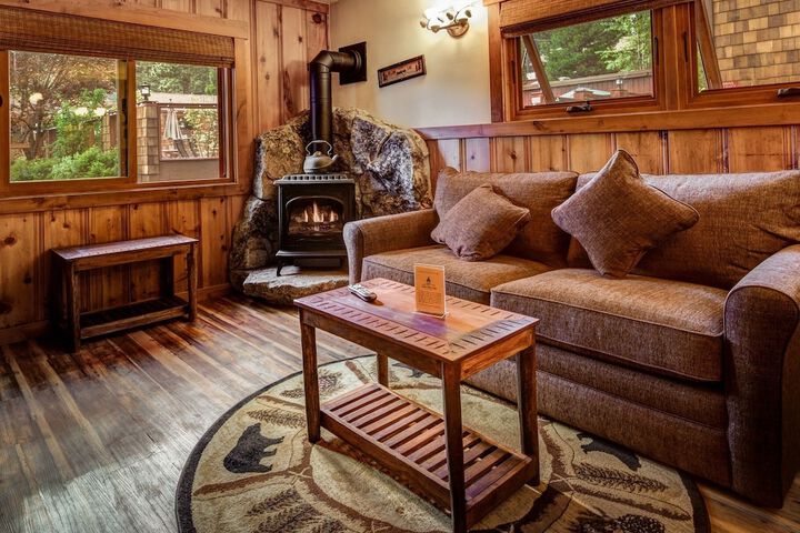 Cedar Glen Lodge
