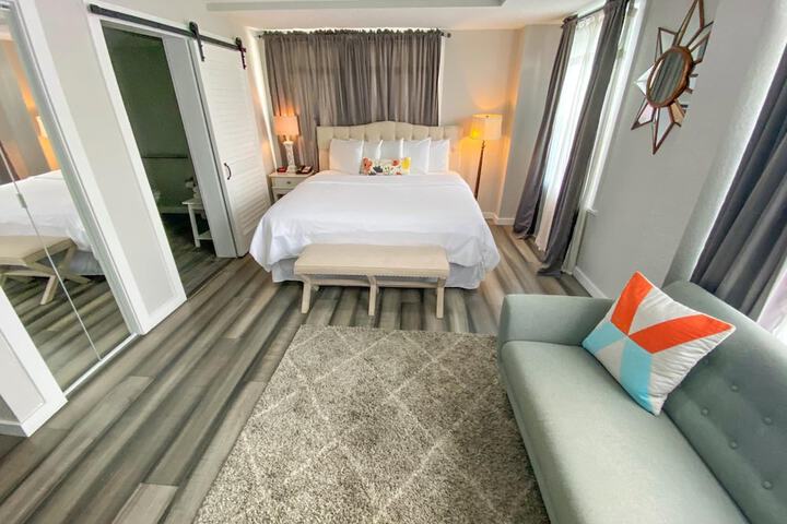 Room 17 of 65