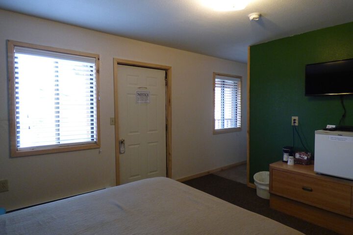 Room 17 of 39
