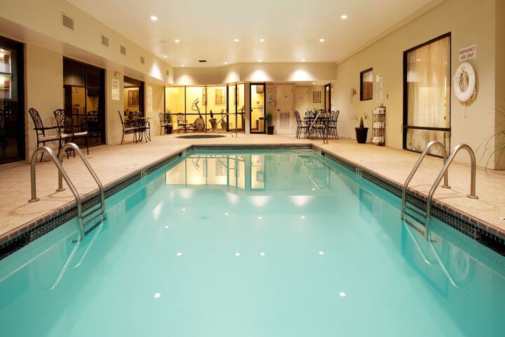 Holiday Inn Express & Suites Sulphur (Lake Charles) by IHG