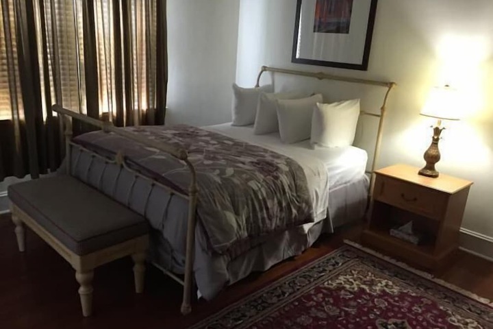 Room 26 of 62