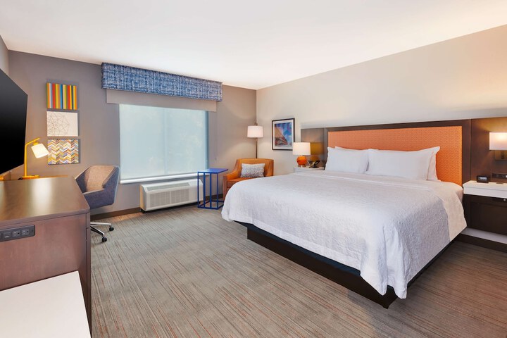 Room 15 of 33