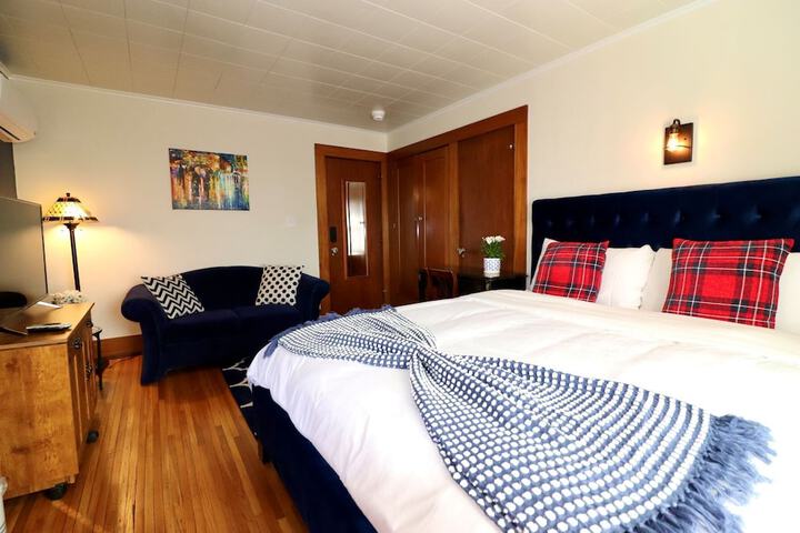Room 40 of 82