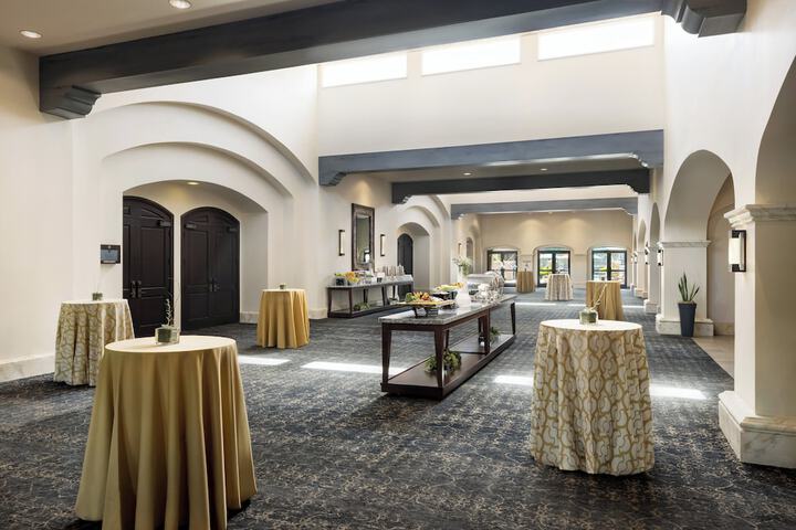 Kimpton Miralina Resort & Villas by IHG