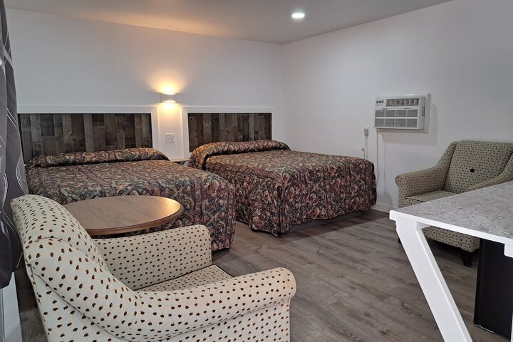Room 14 of 18