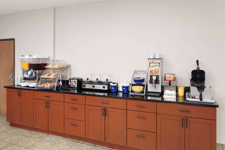 Breakfast/Coffee Service 51 of 55