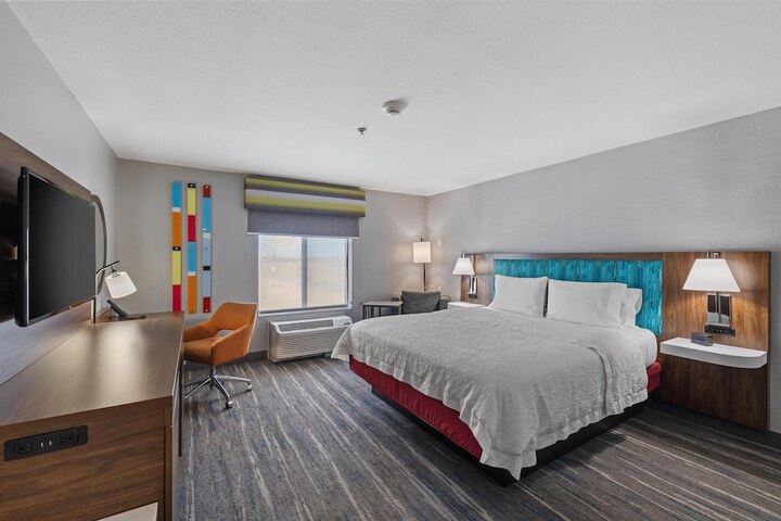 Hampton Inn & Suites Madera