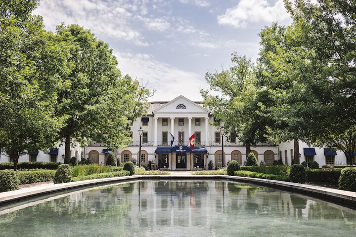Williamsburg Inn an official Colonial Williamsburg Hotel