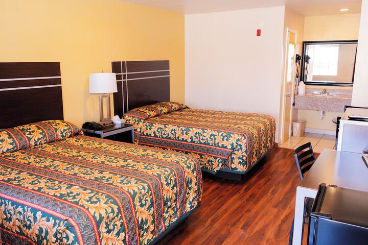 Room 11 of 22