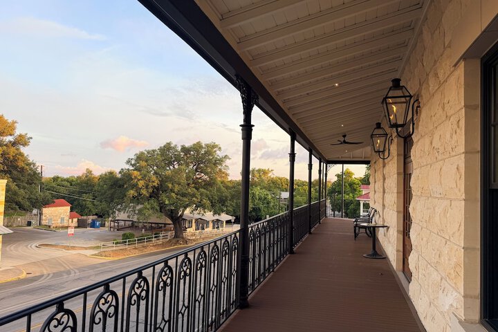 Emigrant Boutique Hotel