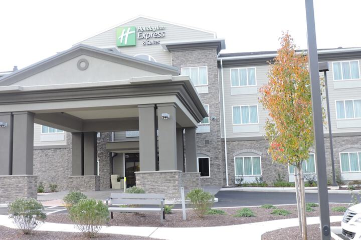 Hotel 3 of 58