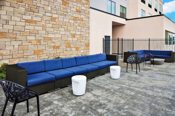Terrace/Patio 23 of 23