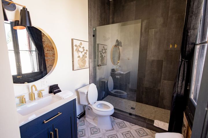 Speakeasy Suites