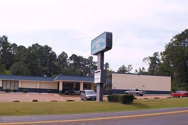 Hotel 6 of 42