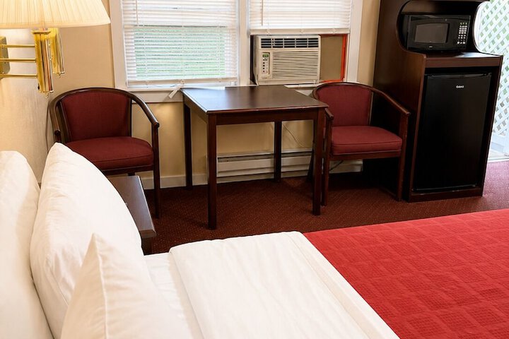 BEACHWAY MOTEL