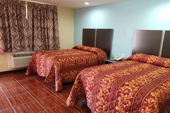 Luxury Inn & RV Park