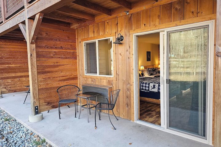 Methow River Lodge & Cabins