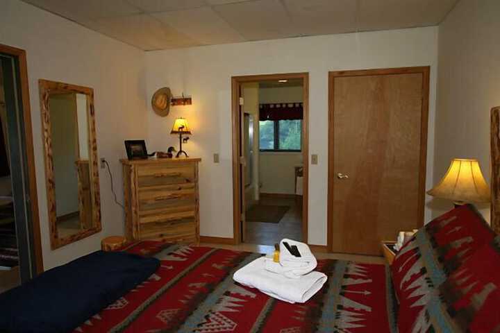 Room 18 of 33