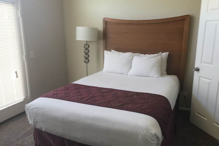 Room 103 of 143