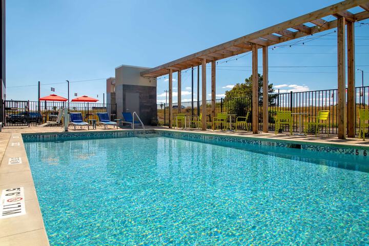 Pool 5 of 38