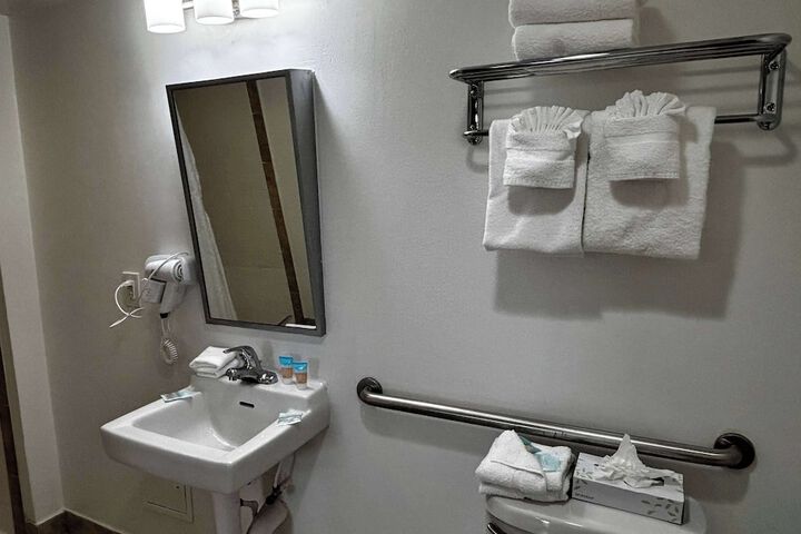 Ramada by Wyndham Hotel & Water Park