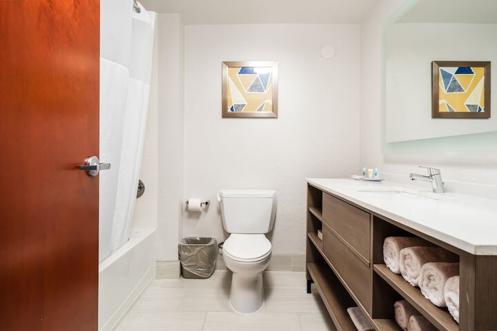 Comfort Suites Columbia Northeast - Fort Jackson