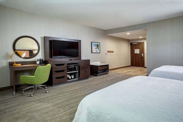 Room 9 of 39