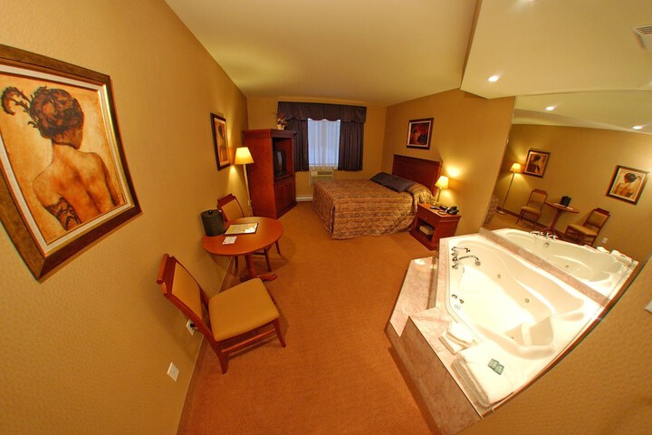Room 52 of 67