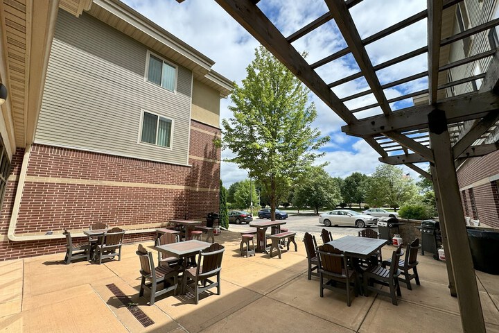 Terrace/Patio 33 of 35