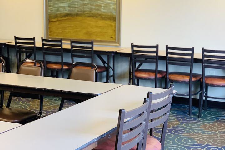 AmericInn by Wyndham Kewanee