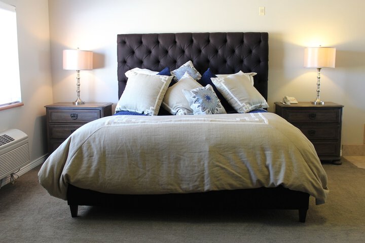 Room 15 of 36