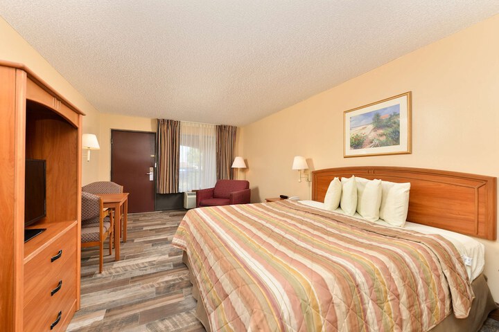 Room 15 of 20
