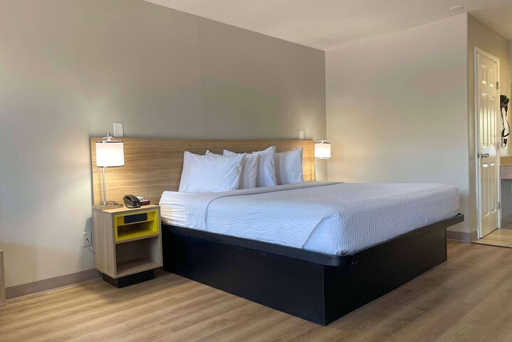 Room 19 of 50