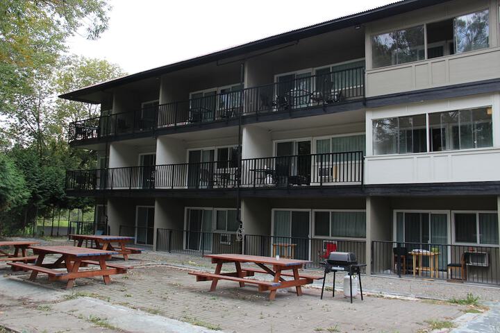 Hotel 6 of 37