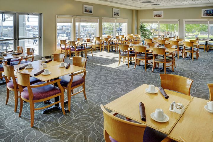 Lakeview Gimli Resort & Conference
