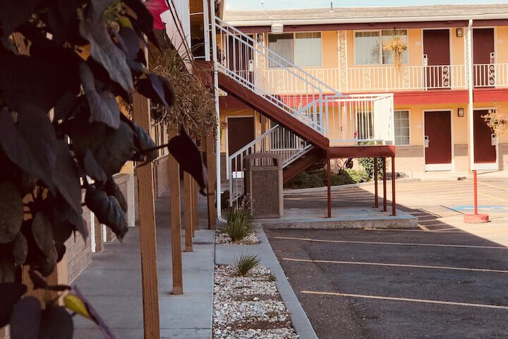 Hotel 4 of 25