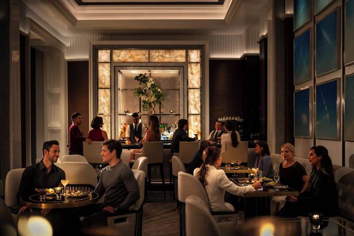 Dining 61 of 92