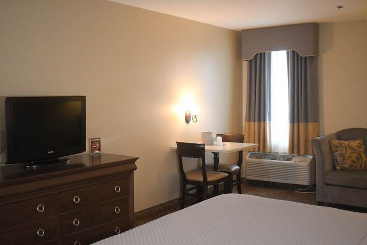 Room 26 of 35
