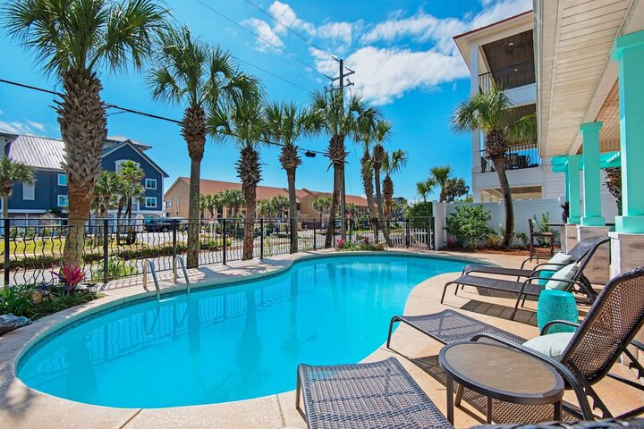 Pool 8 of 61