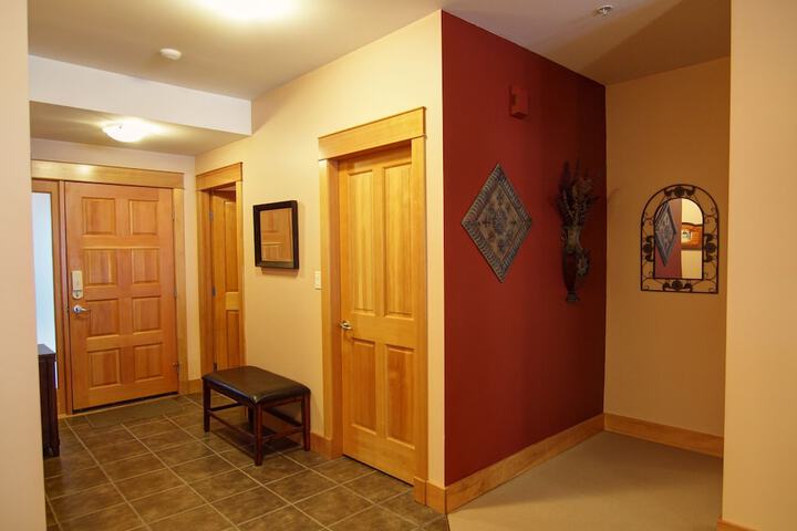Room 4 of 12