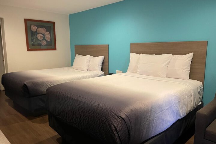Room 17 of 29